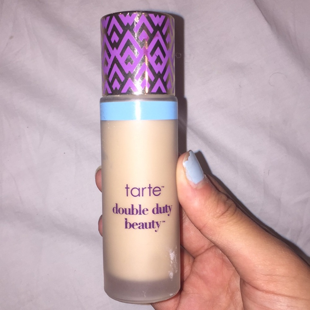 tarte shape tape foundation in light sand